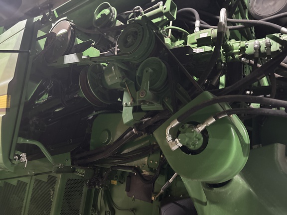 Used 2011 John Deere 9670 STS Combines at Koenig Equipment in Oxford, OH - Photo17