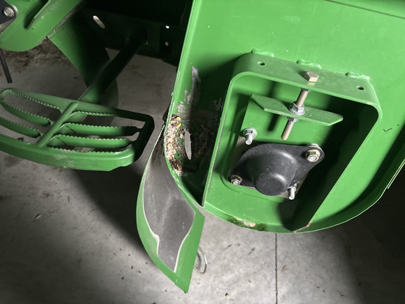 Used 2011 John Deere 9670 STS Combines at Koenig Equipment in Oxford, OH - Photo26