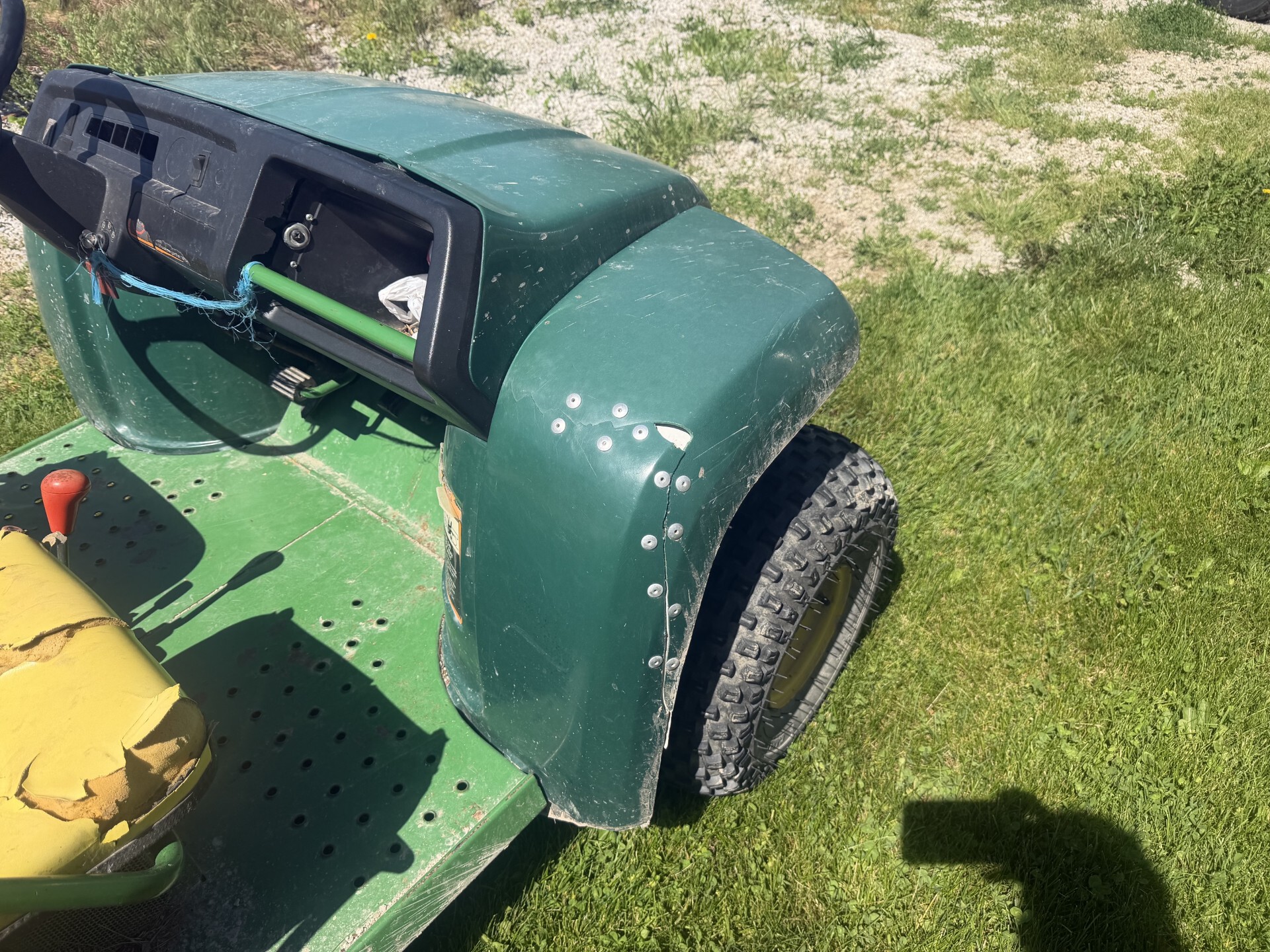 1995 John Deere 6X4 Image 5