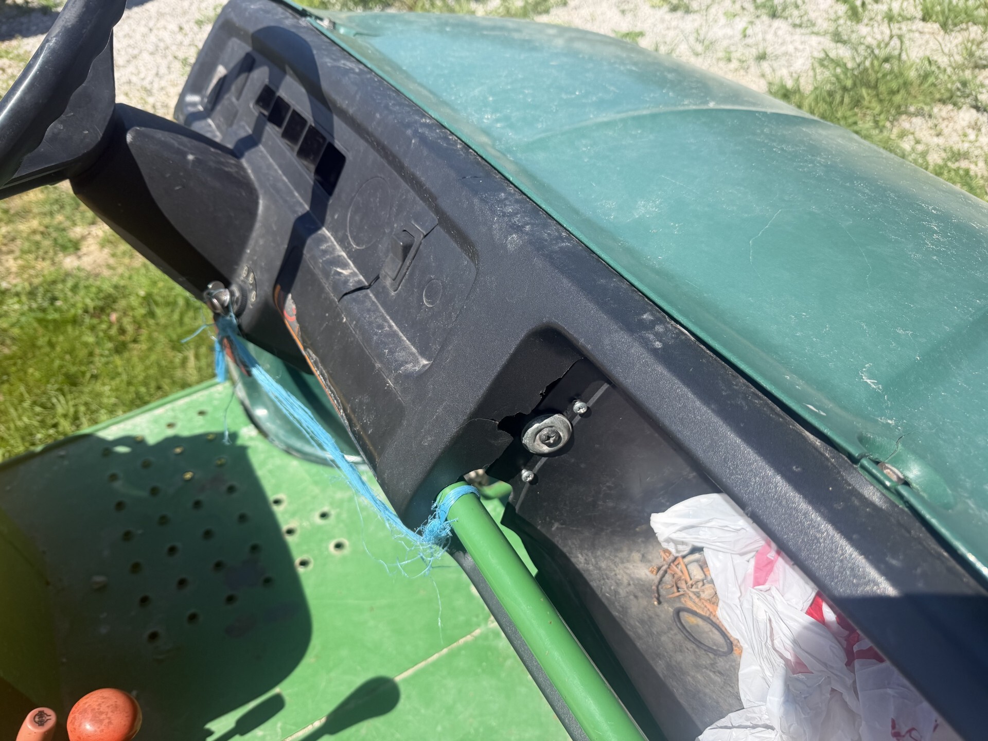 1995 John Deere 6X4 Image 7