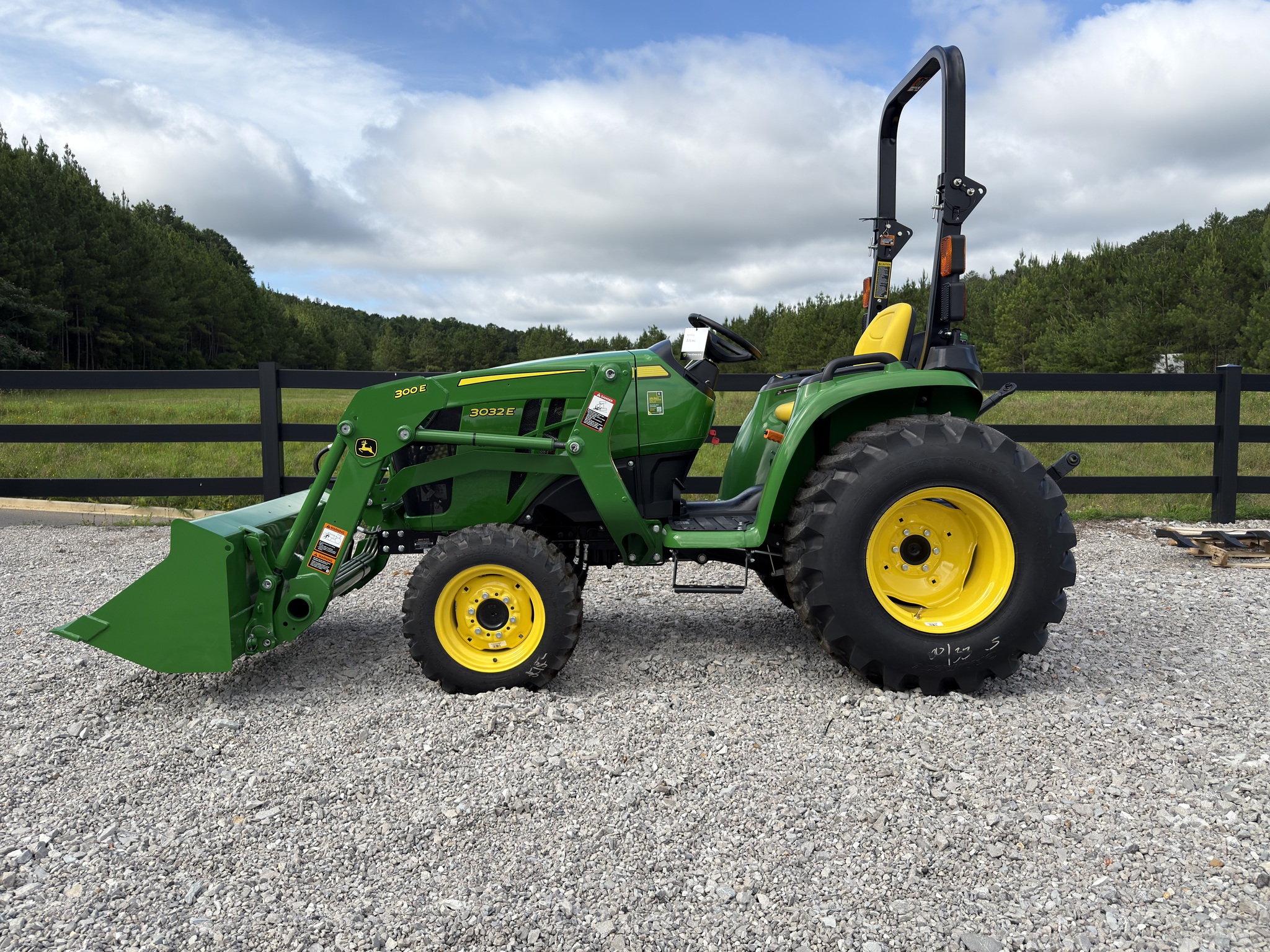2026 John Deere 3032E
