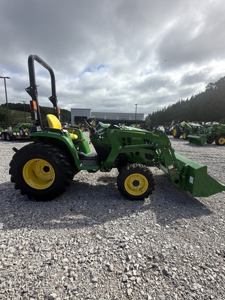 2026 John Deere 3032E