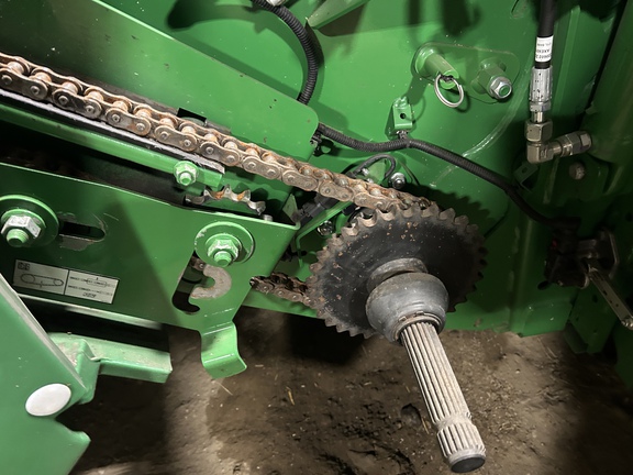Used 2022 John Deere S780 Combines at Horizon Ag & Turf in Lloydminster, AB - Photo7