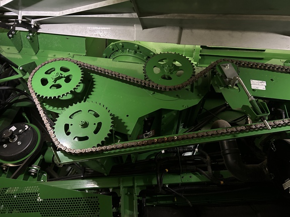 Used 2022 John Deere S780 Combines at Horizon Ag & Turf in Lloydminster, AB - Photo25
