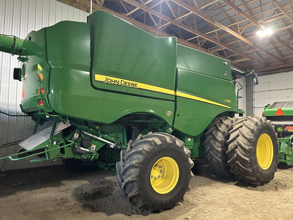 Used 2022 John Deere S780 Combines at Horizon Ag & Turf in Lloydminster, AB - Photo38