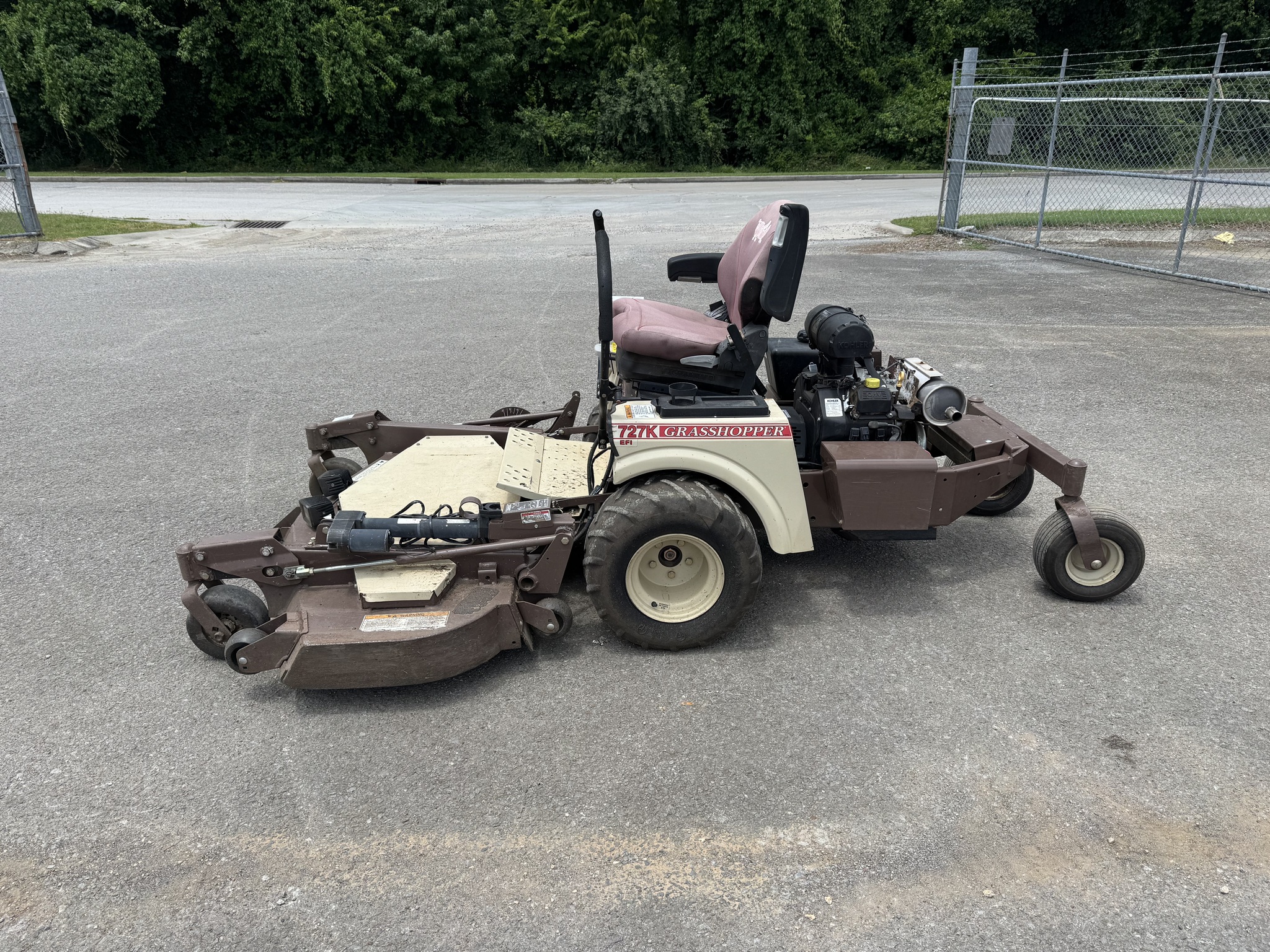 2016 Grasshopper 727 EFI