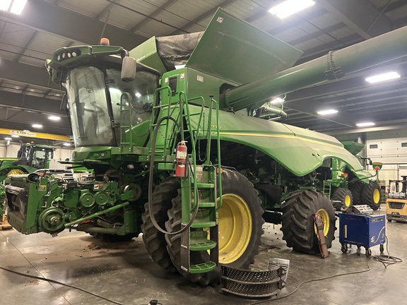 2018 John Deere S770 Used Equipment