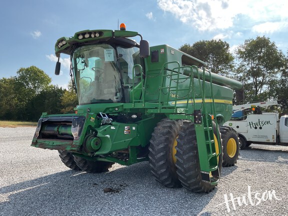 Photo of 2013 John Deere S670