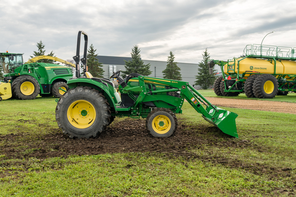 Used 2024 John Deere 4044M Compact Utility Tractors at Horizon Ag & Turf in Westlock, AB - Photo2
