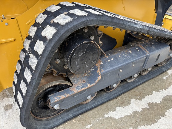 2024 John Deere 325G