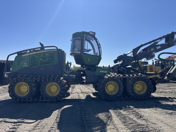 2023 John Deere 1270G