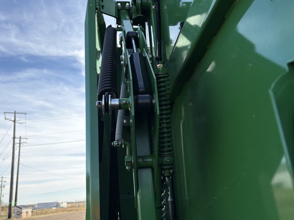 Used 2021 John Deere 560M Round Balers at Horizon Ag & Turf in Edmonton West, AB - Photo9