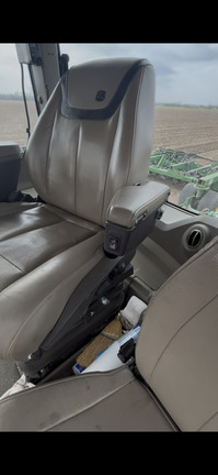 Photo of 2021 John Deere 8RX 370
