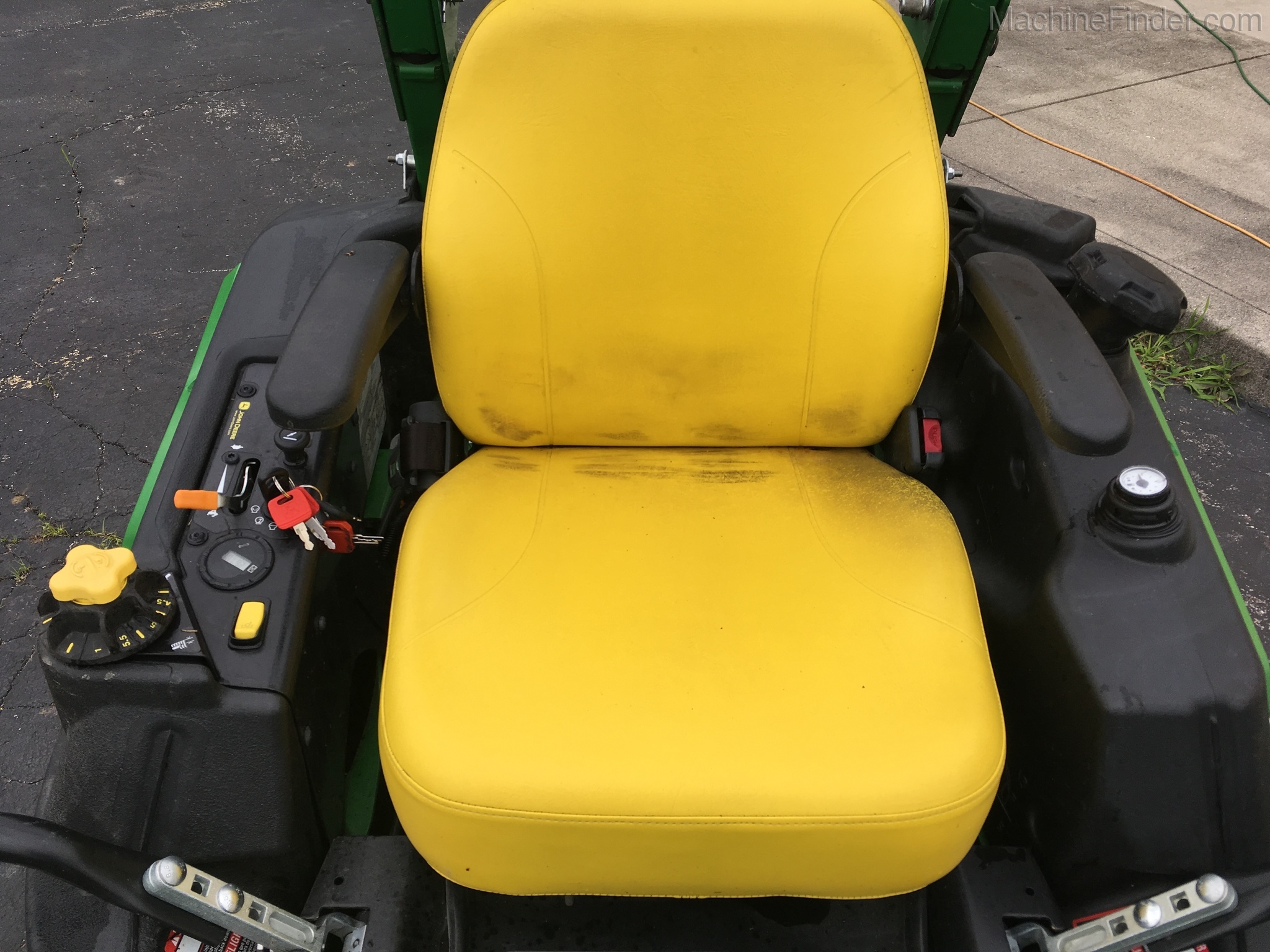 2018 John Deere Z915E Image 2