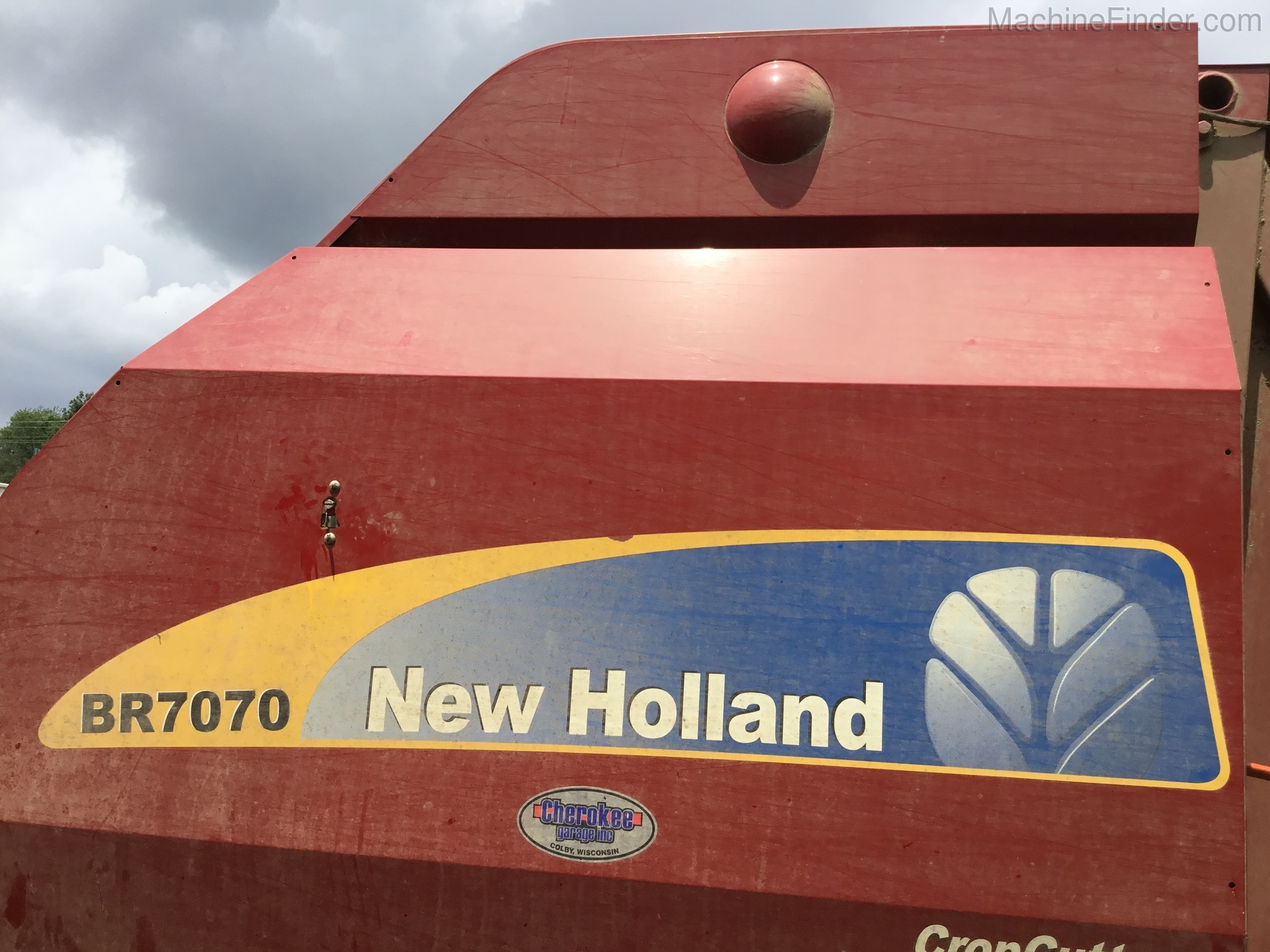 2011 New Holland BR7070 Image 9