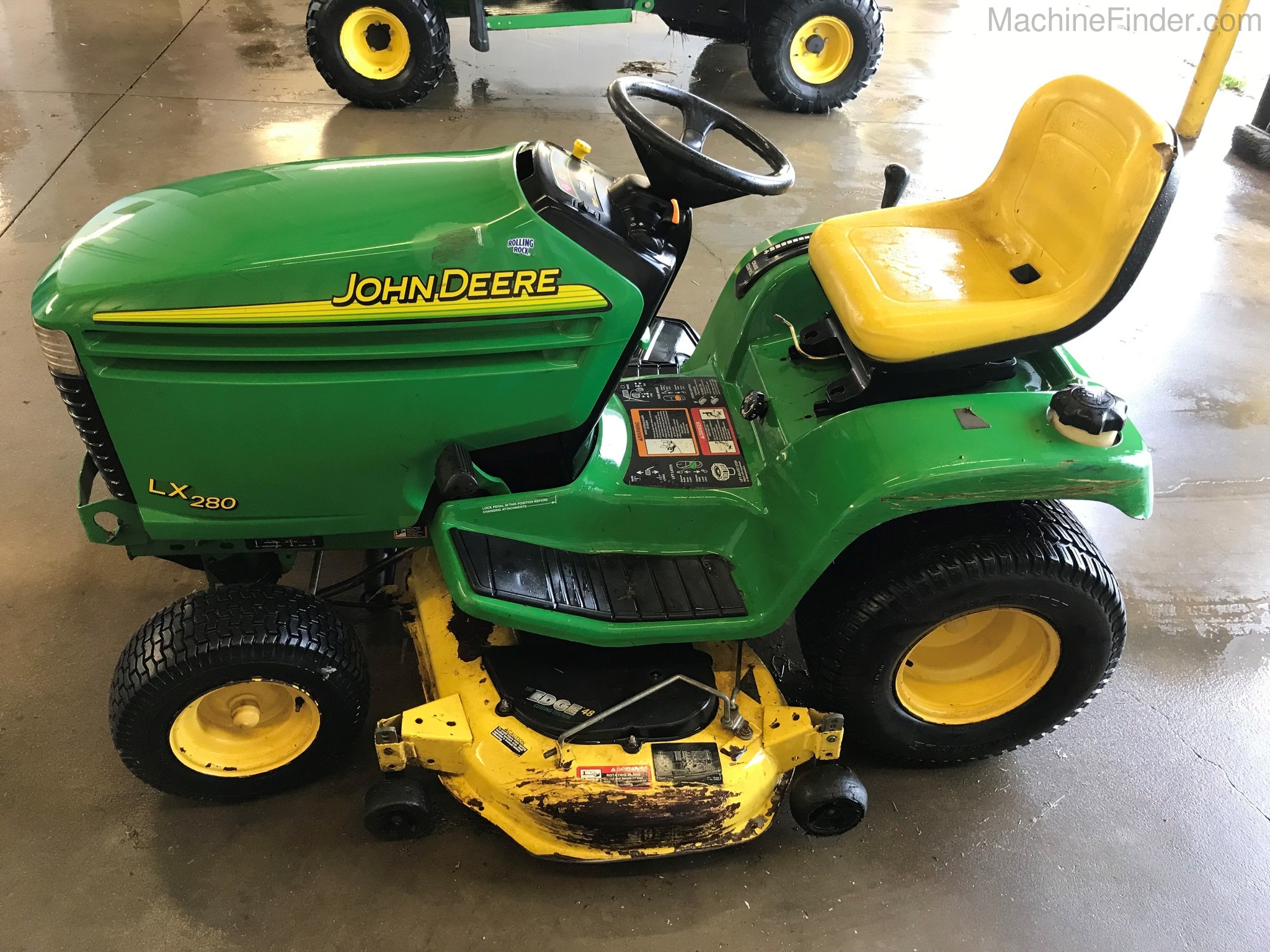 2005 John Deere LX280 Image 2