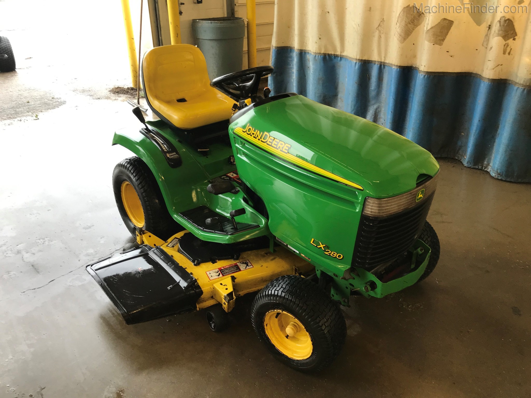 2005 John Deere LX280 Image 7