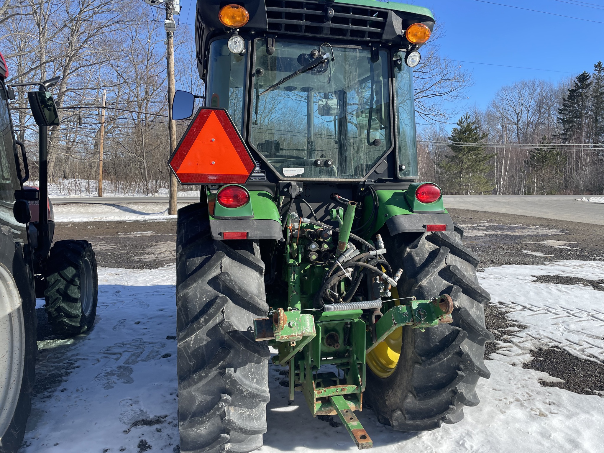 2017 John Deere 5100GN Image 4
