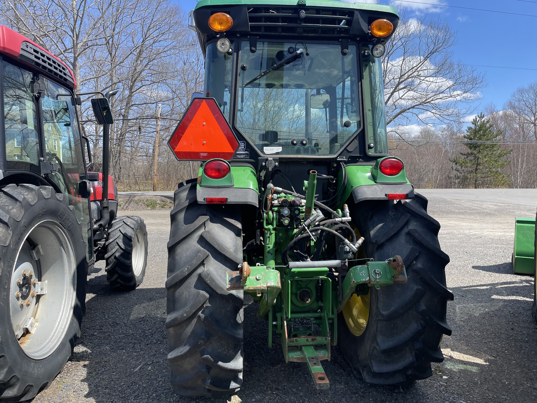 2017 John Deere 5100GN Image 5