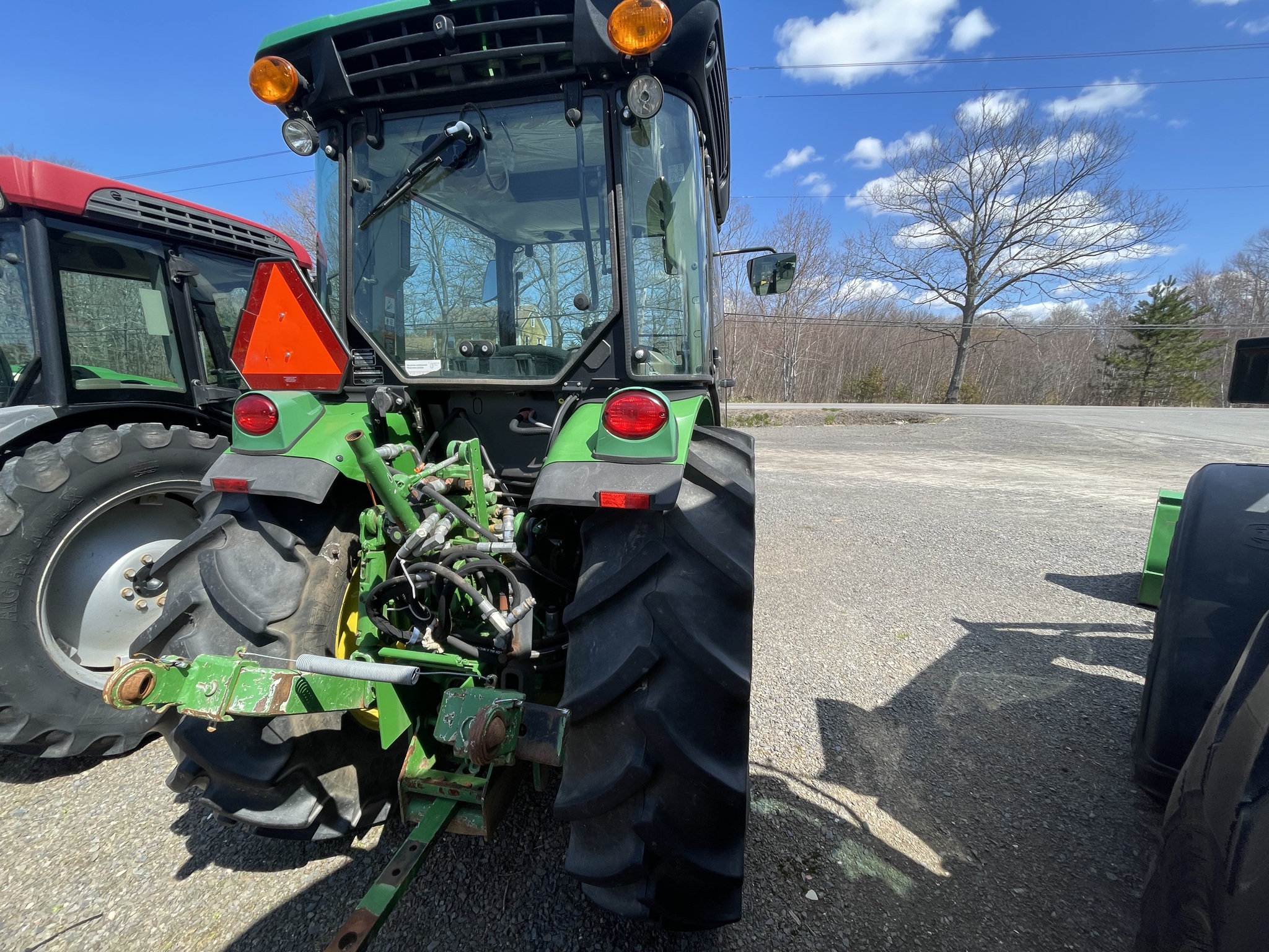 2017 John Deere 5100GN Image 6