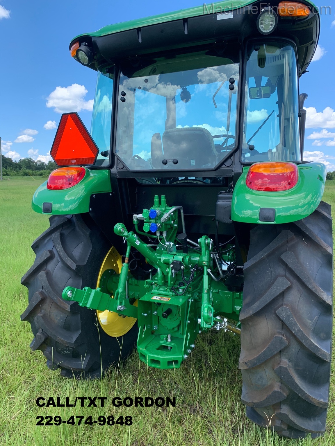 2020 John Deere 5100E Image 5