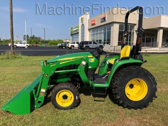 2020 John Deere 3032E Image 5