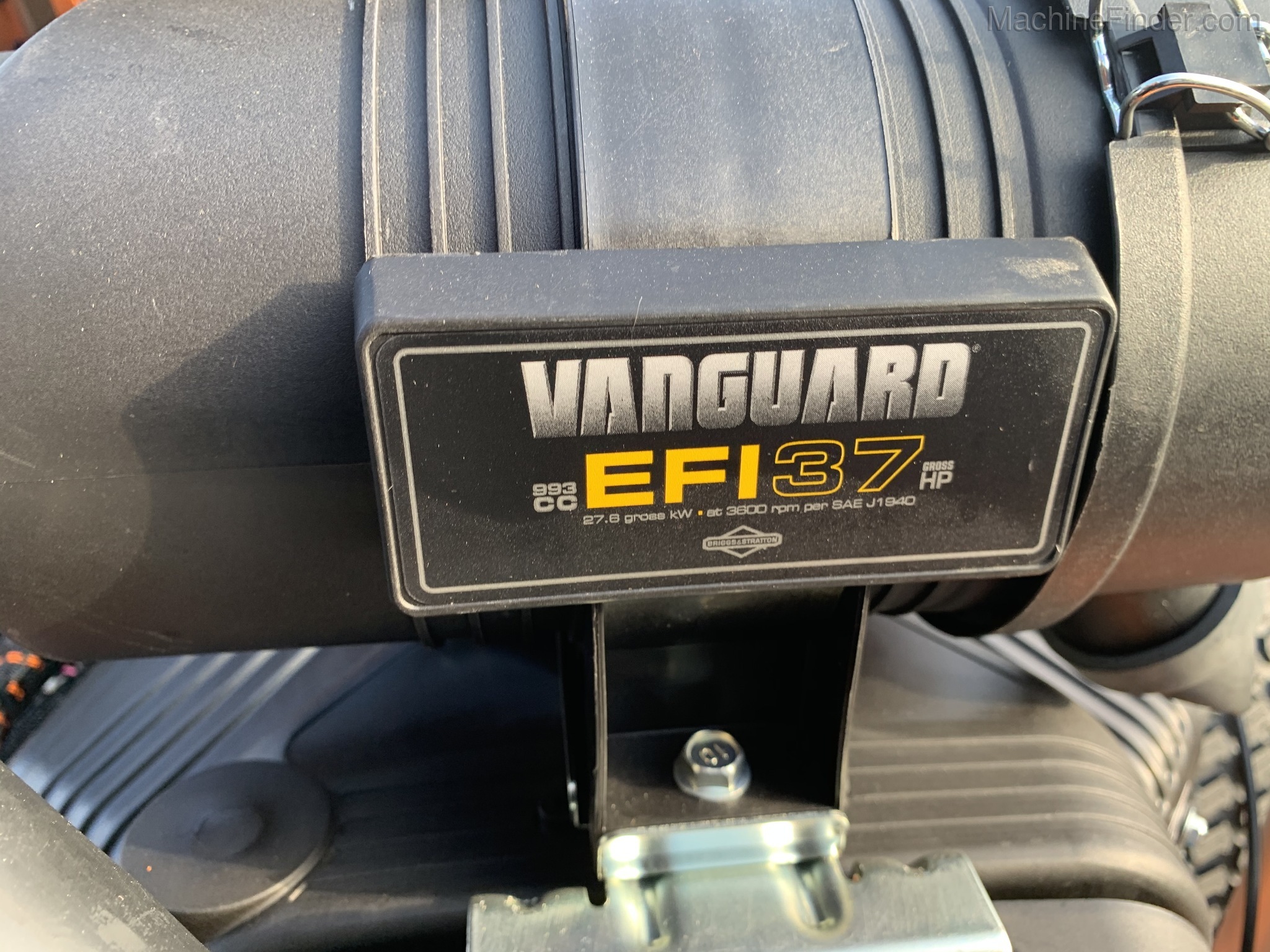 2020 Scag WS23-37BVEFI Image 9