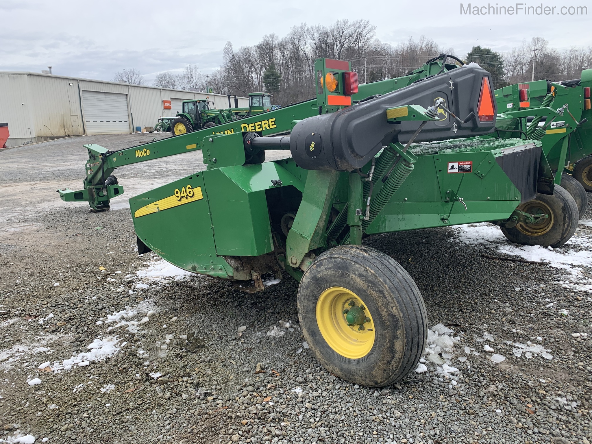 2016 John Deere 946 Image 5