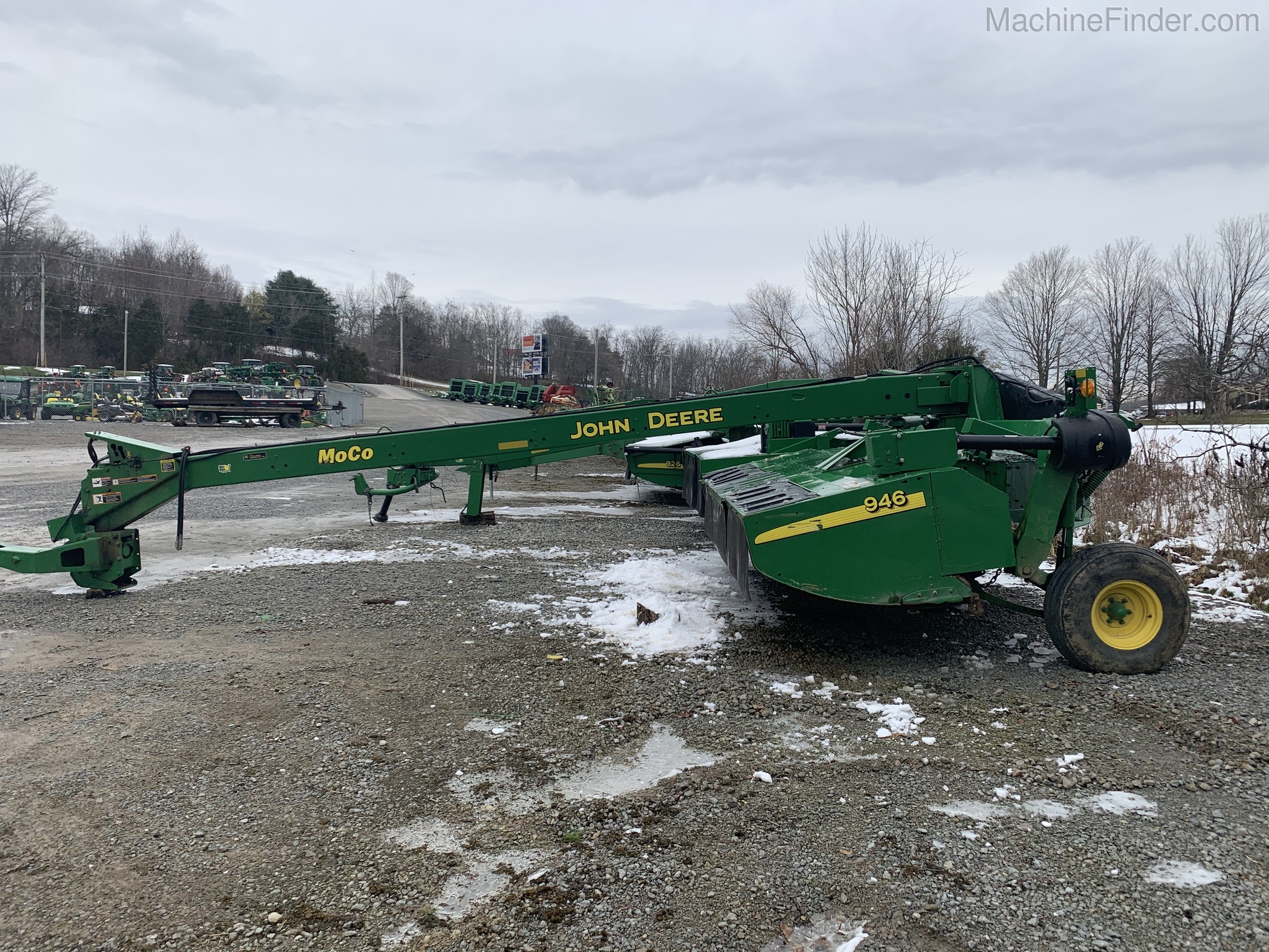 2016 John Deere 946 Image 4
