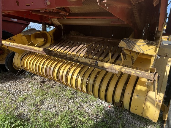 1995 New Holland 450 Image 3
