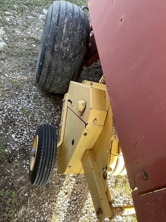 1995 New Holland 450 Image 5