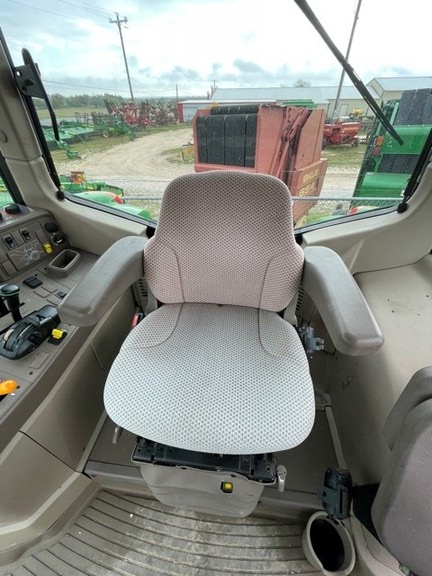 2015 John Deere 6170M Image 6