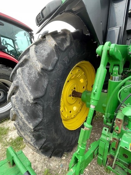 2015 John Deere 6170M Image 10