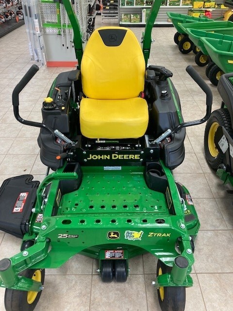 2023 John Deere Z915E Image 3