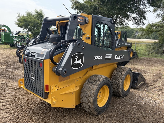 2023 John Deere 320G