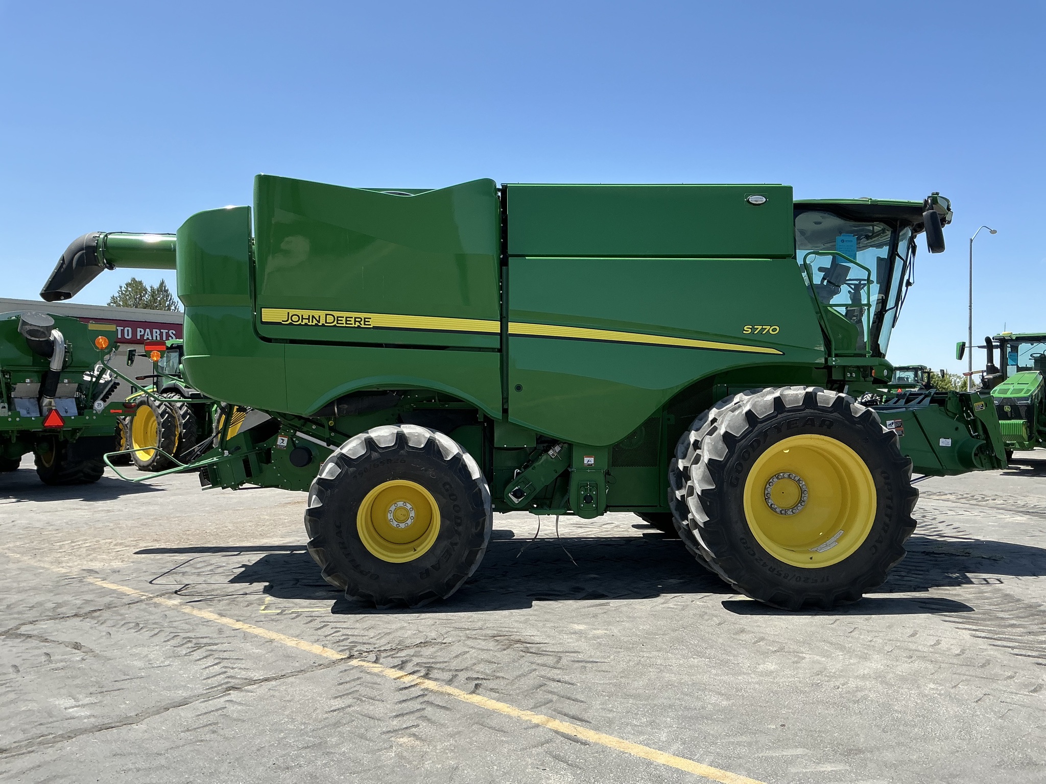 2023 John Deere S770 Image 6