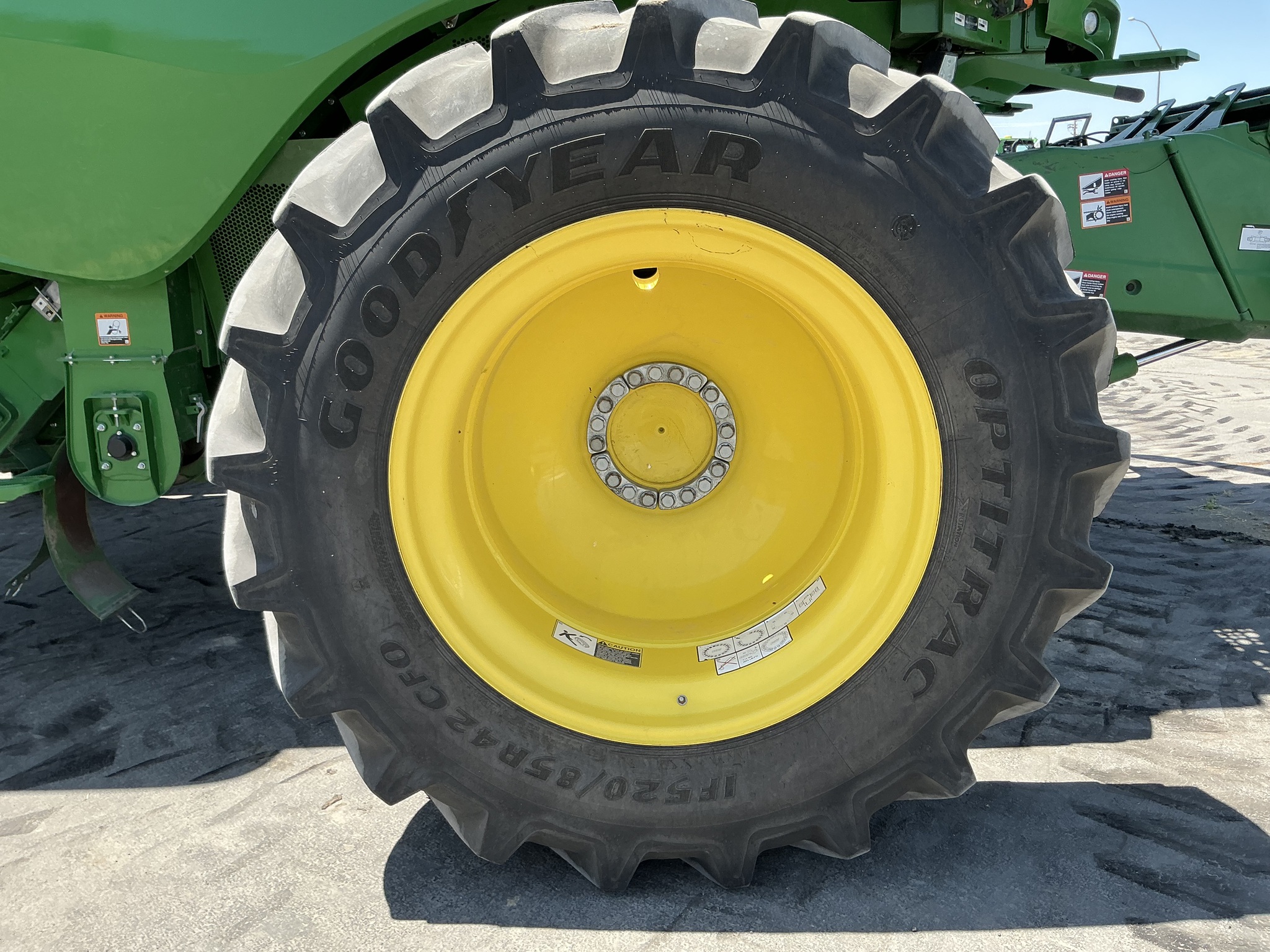 2023 John Deere S770 Image 10