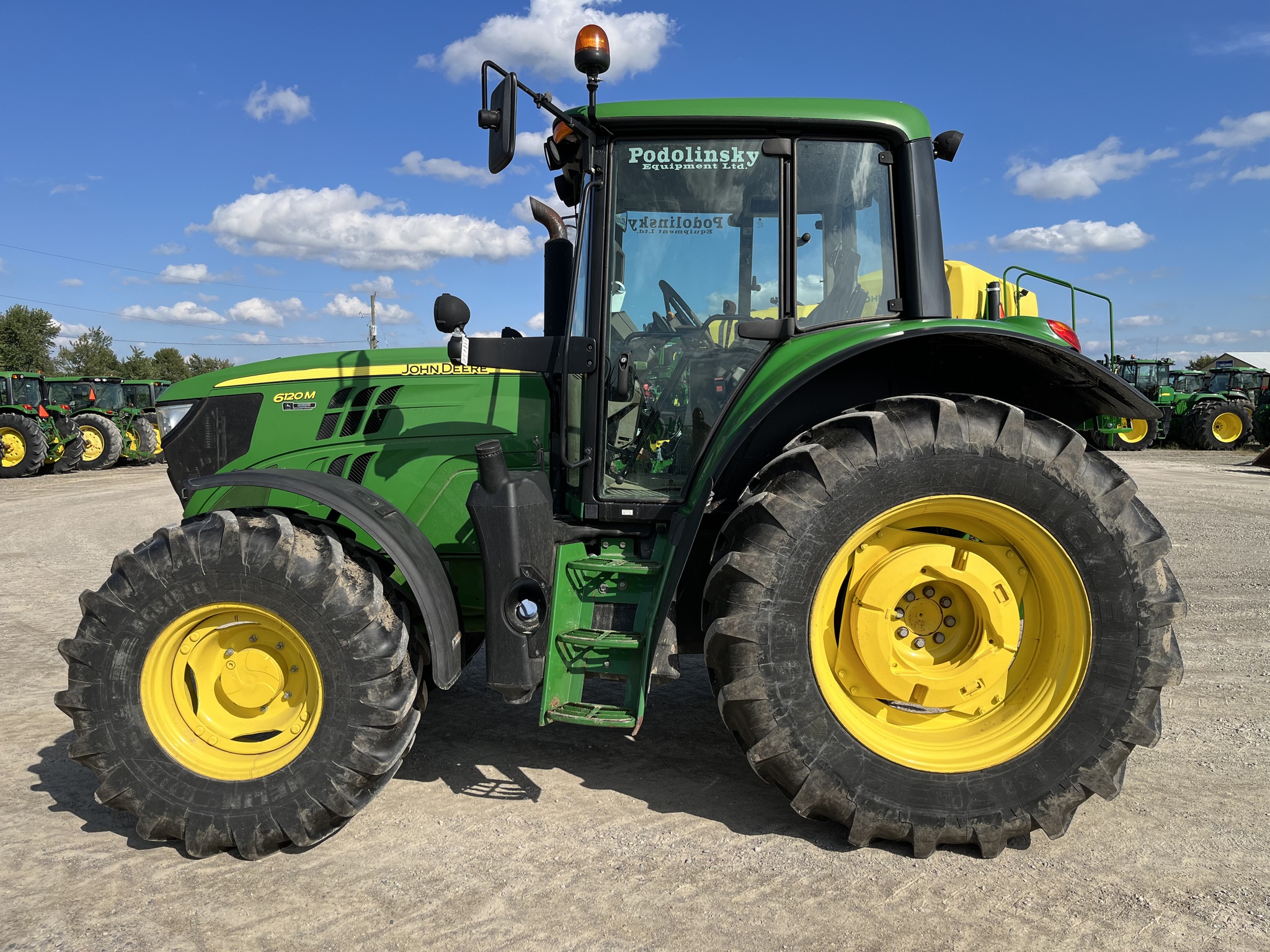 2016 John Deere 6120M Utility Tractors