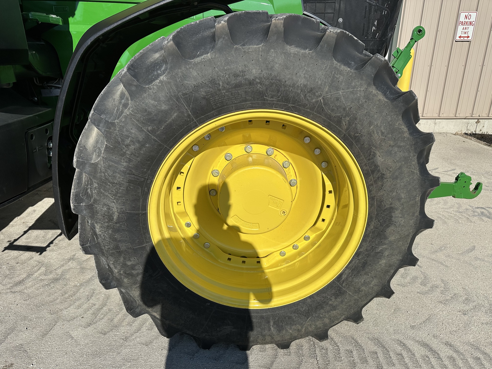 2023 John Deere 7R 230 Image 15
