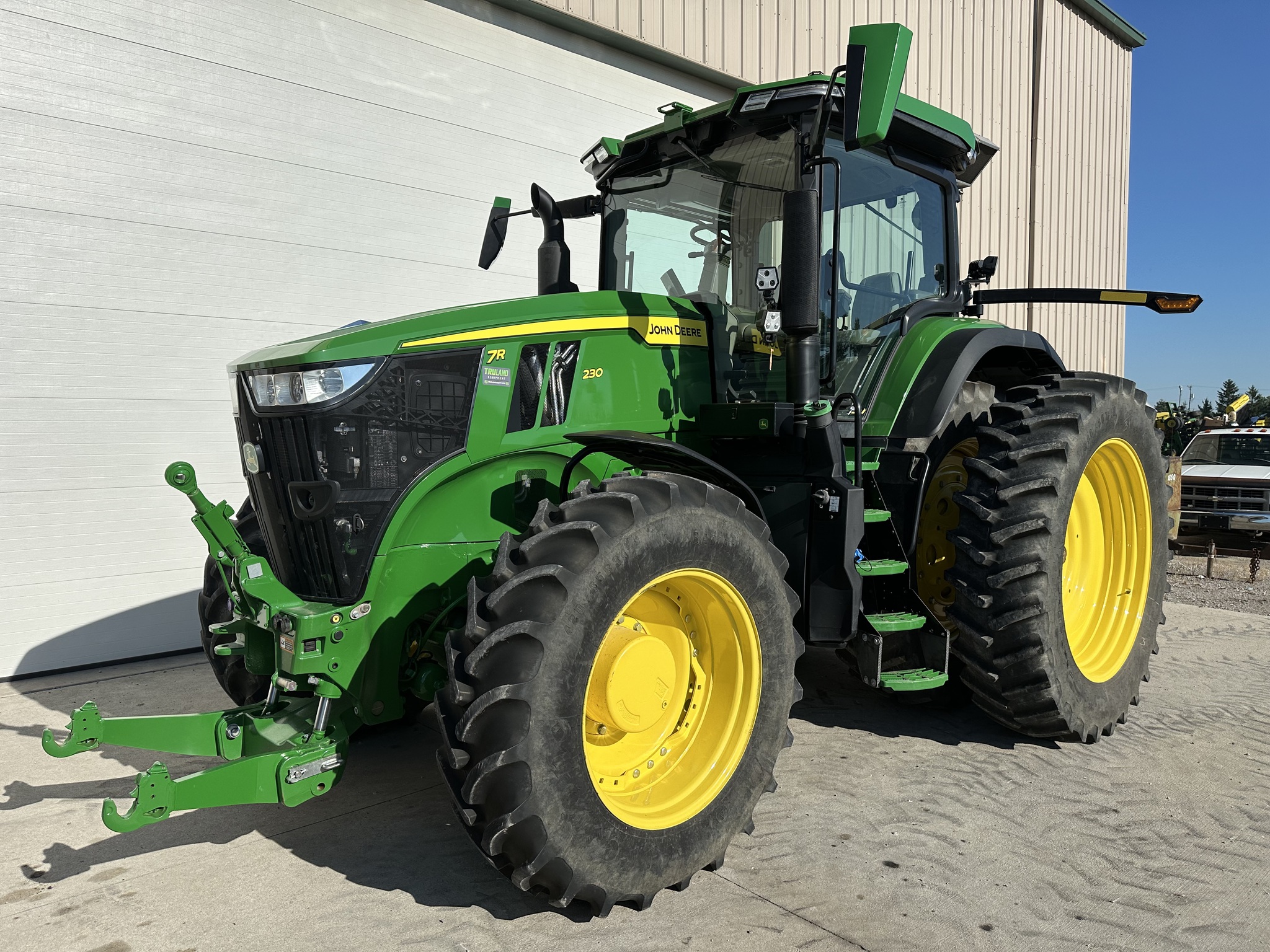 2023 John Deere 7R 230 Image 1