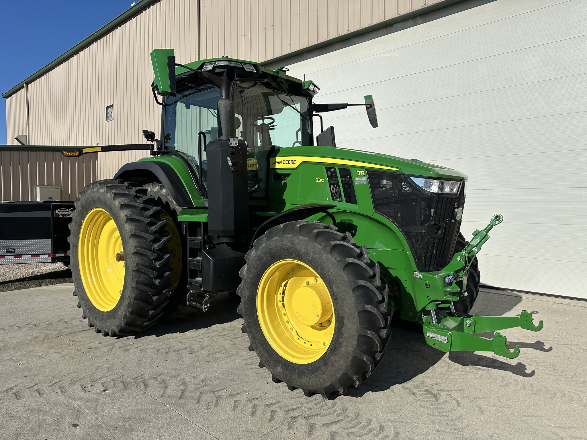 2023 John Deere 7R 230 Image 7