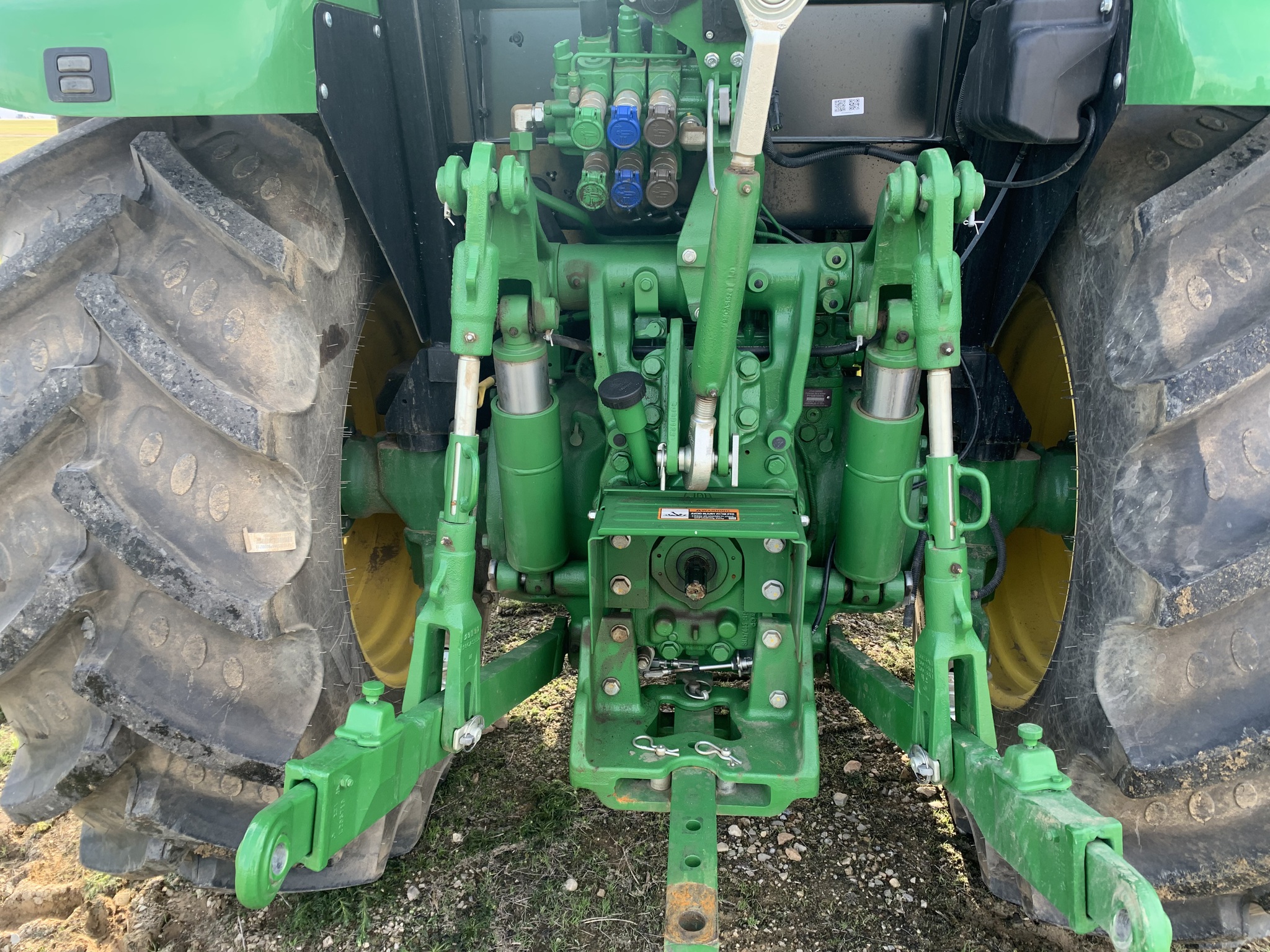 2023 John Deere 5105M Image 7
