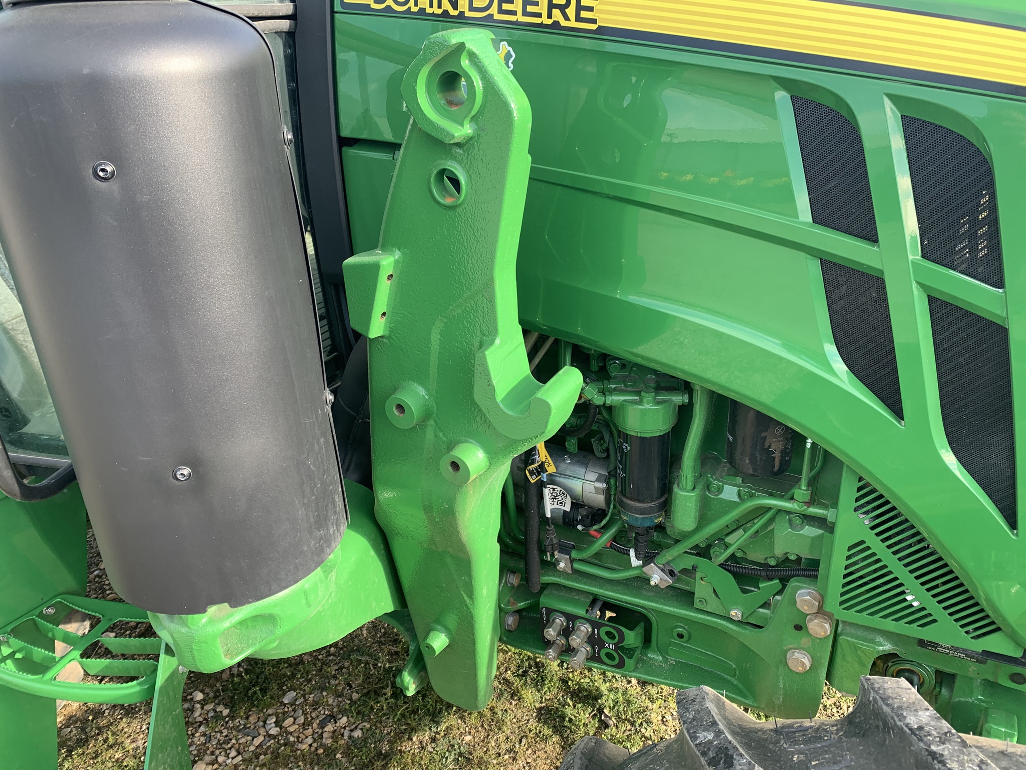 2023 John Deere 5105M Image 11