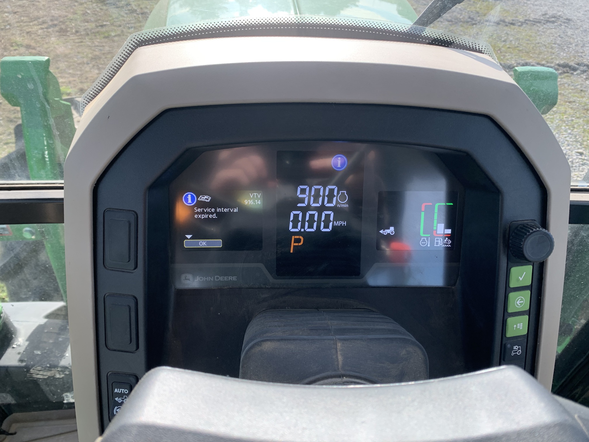 2023 John Deere 5105M Image 19