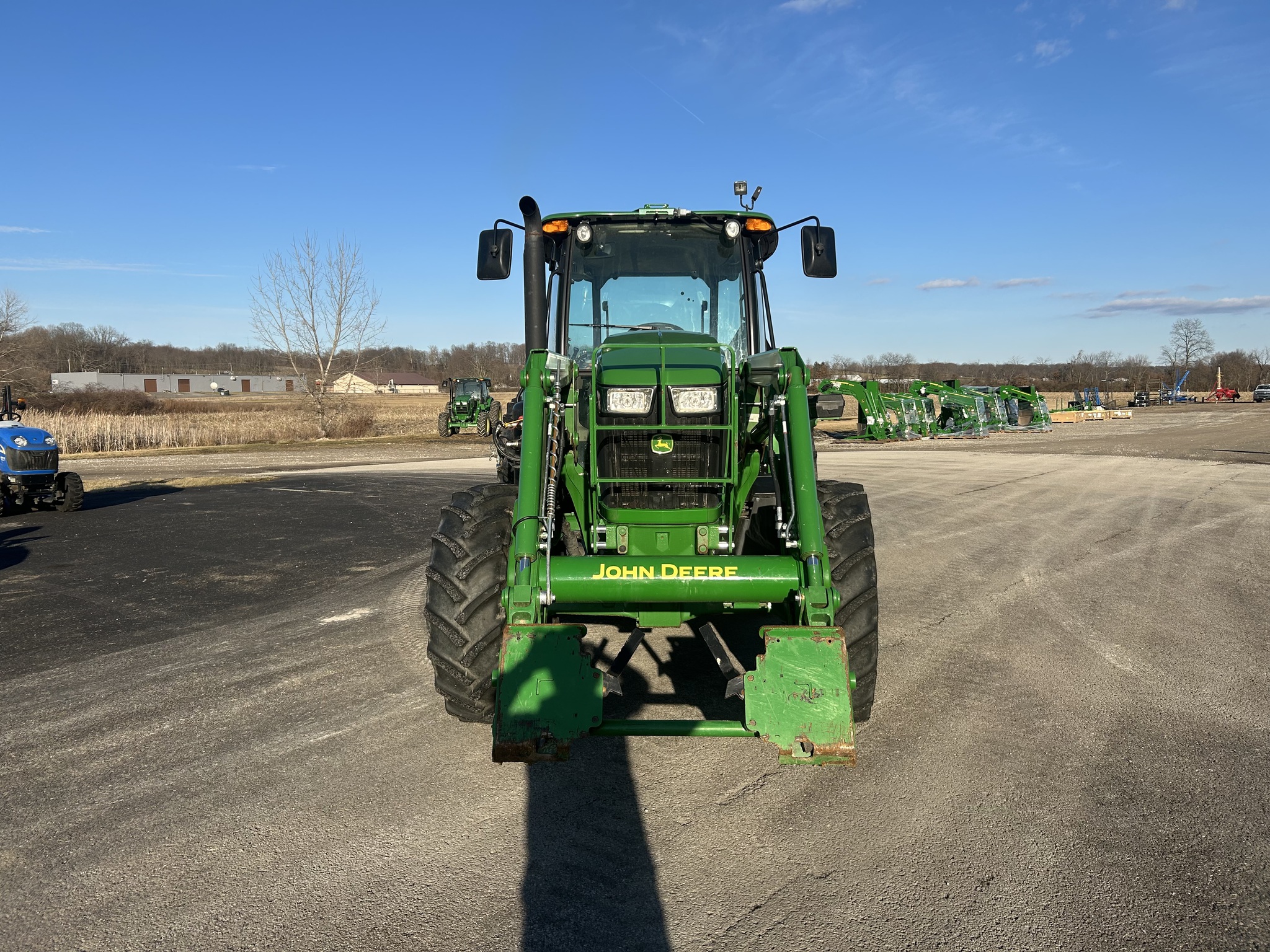 2022 John Deere 6120E Cab Image 6