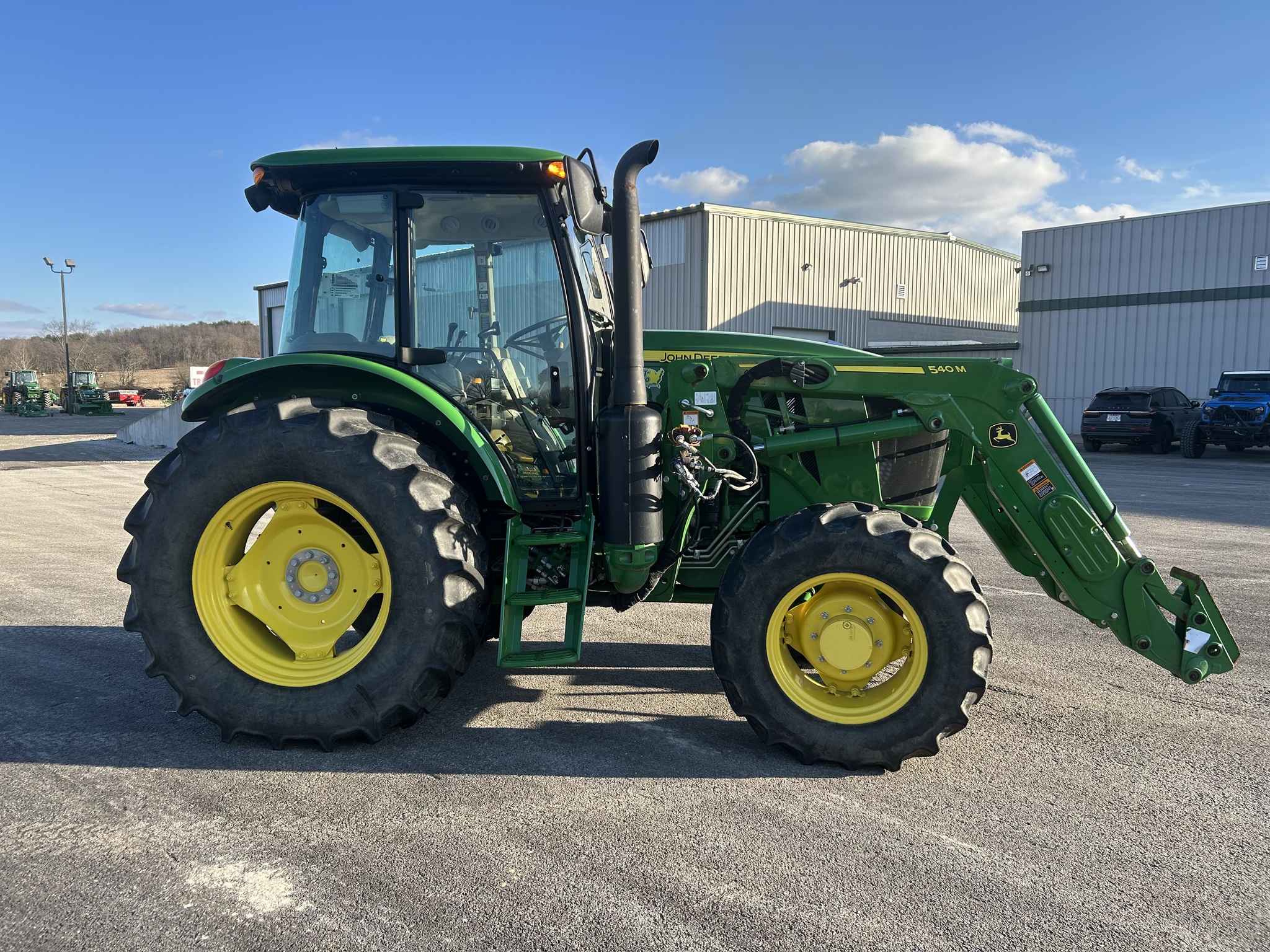 2022 John Deere 6120E Cab Image 1