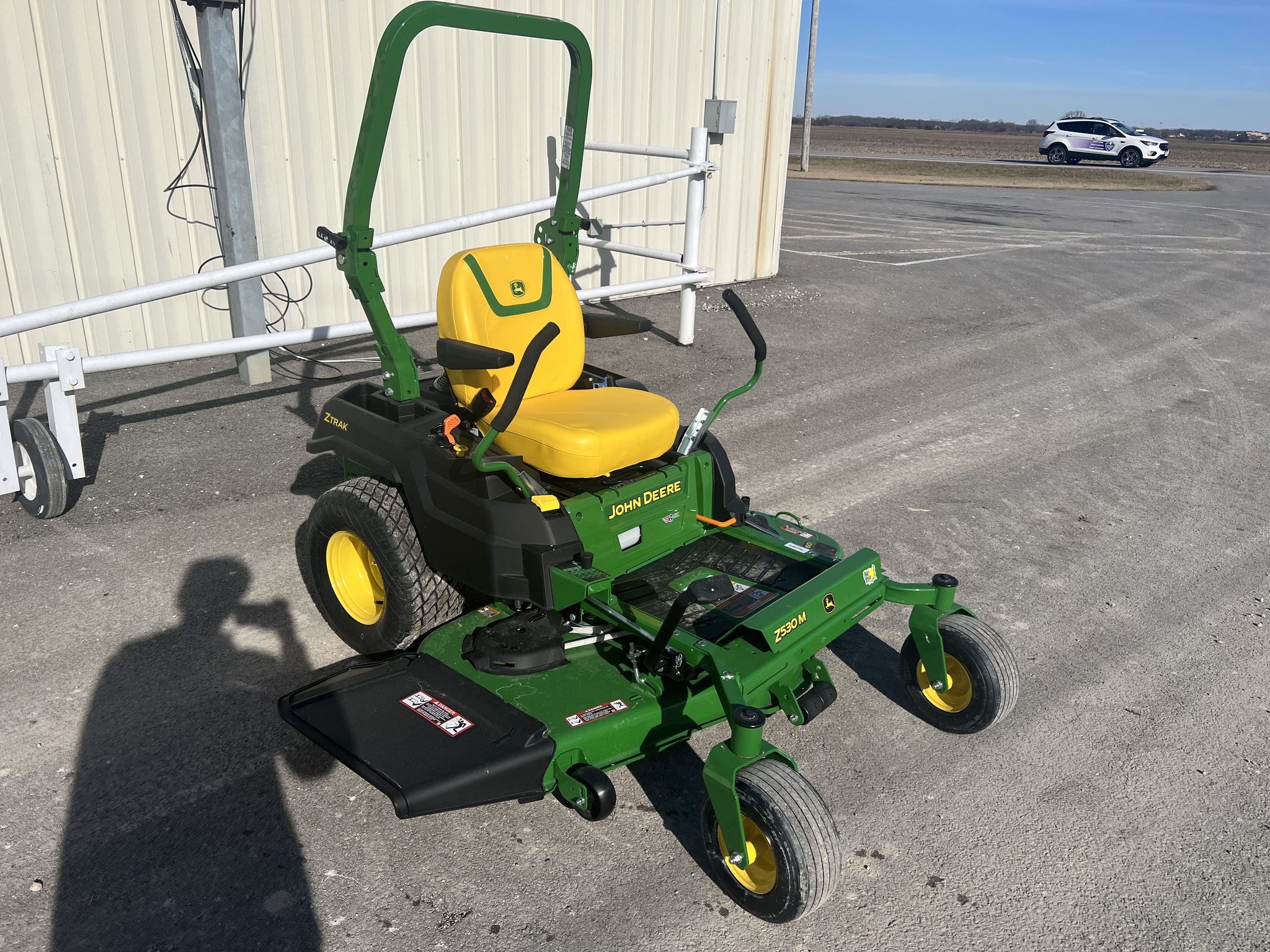 2023 John Deere Z530M Image 1