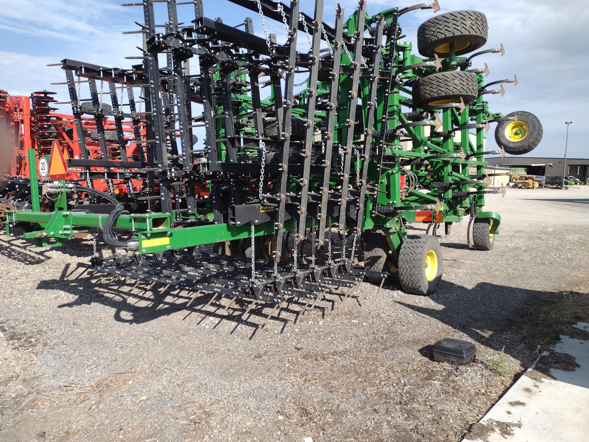 2023 John Deere 2230FH Image 3