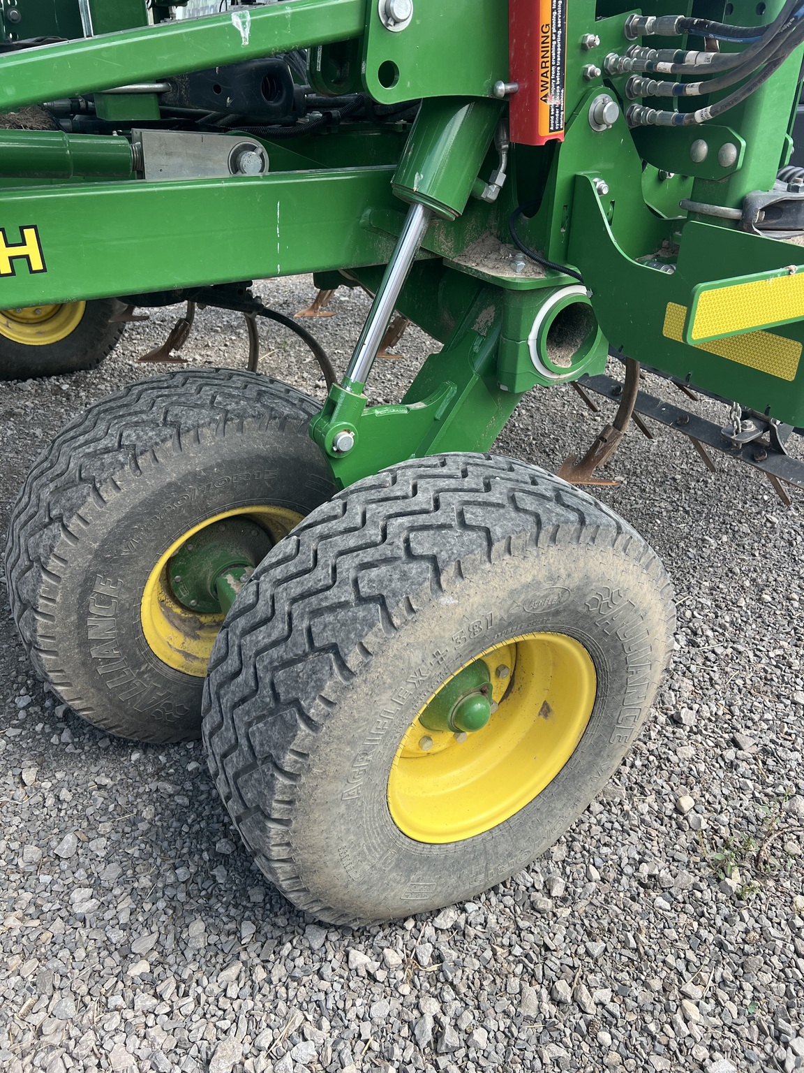 2023 John Deere 2230FH Image 15