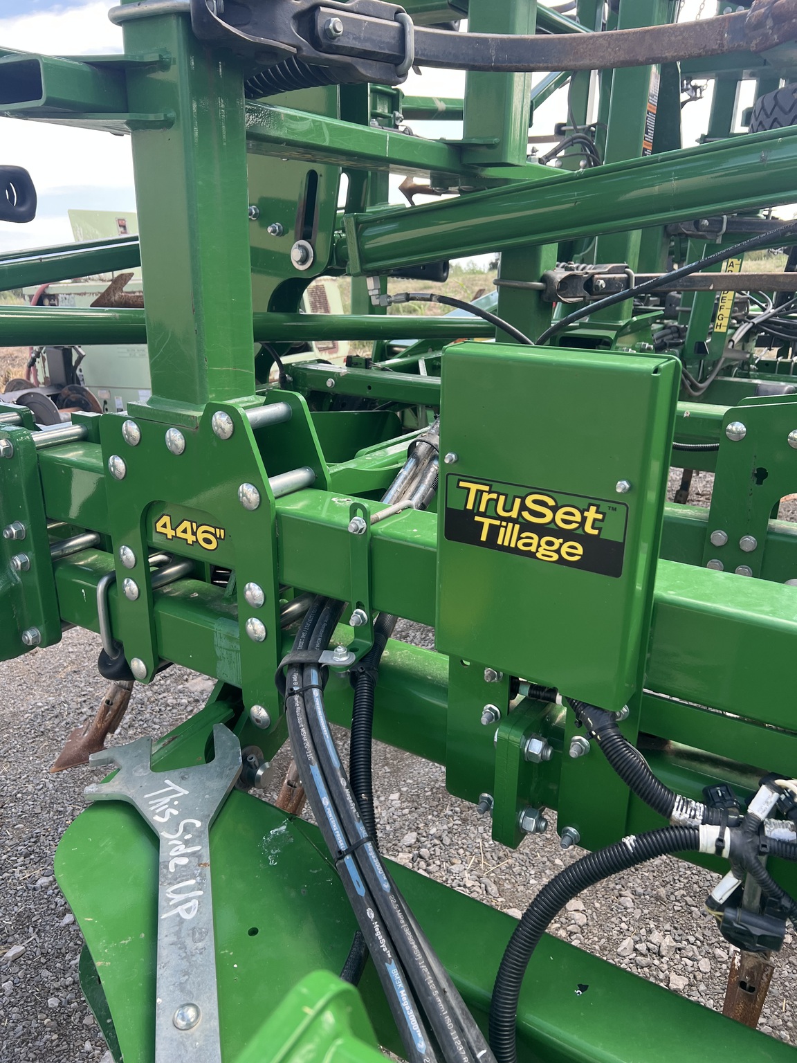 2023 John Deere 2230FH Image 7